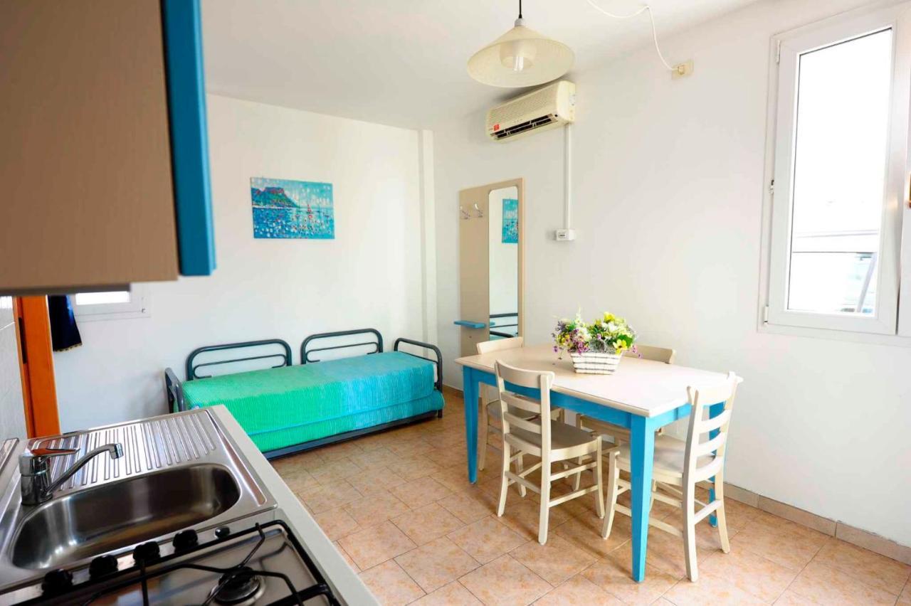 Camping Bella Italia In Peschiera Del Garda - Gardasee Apartment Exterior foto