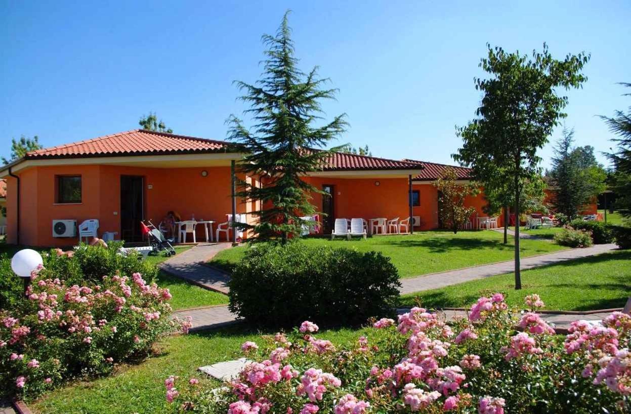Camping Bella Italia In Peschiera Del Garda - Gardasee Apartment Exterior foto