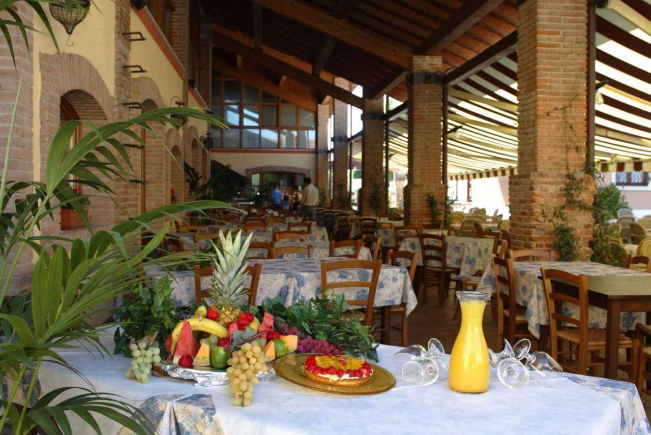 Camping Bella Italia In Peschiera Del Garda - Gardasee Apartment Exterior foto